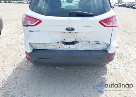 2016 Ford Escape S z USA, uszkodzony, nr VIN 1FMCU0F74GUC39183